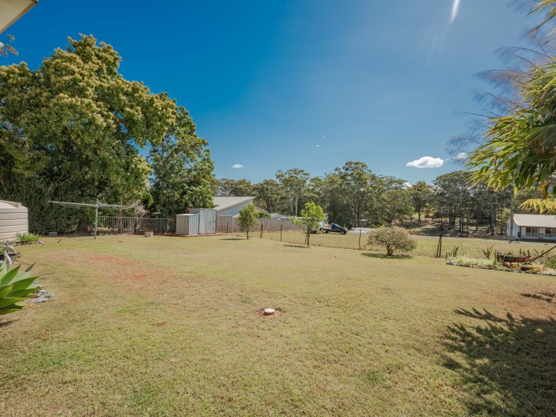 17 Jackson Road, Russell Island QLD 4184