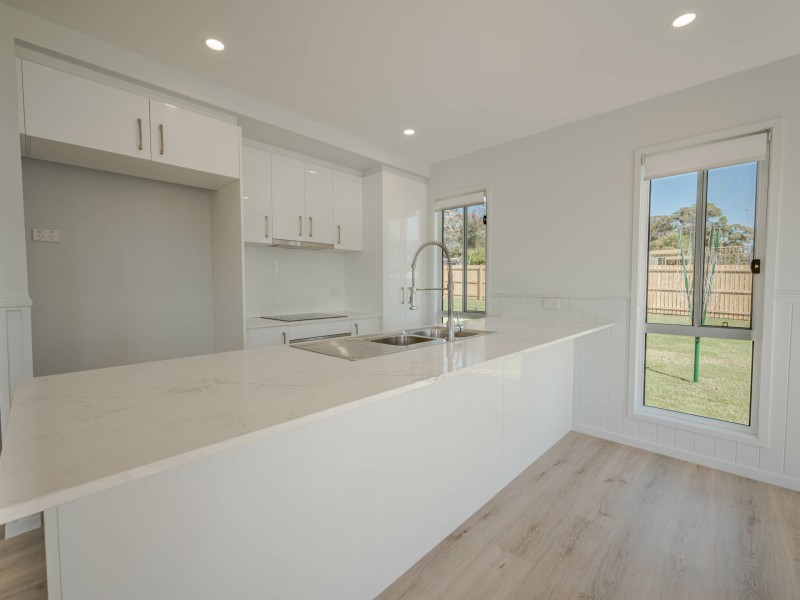 21 AKEBIA STREET, Russell Island QLD 4184