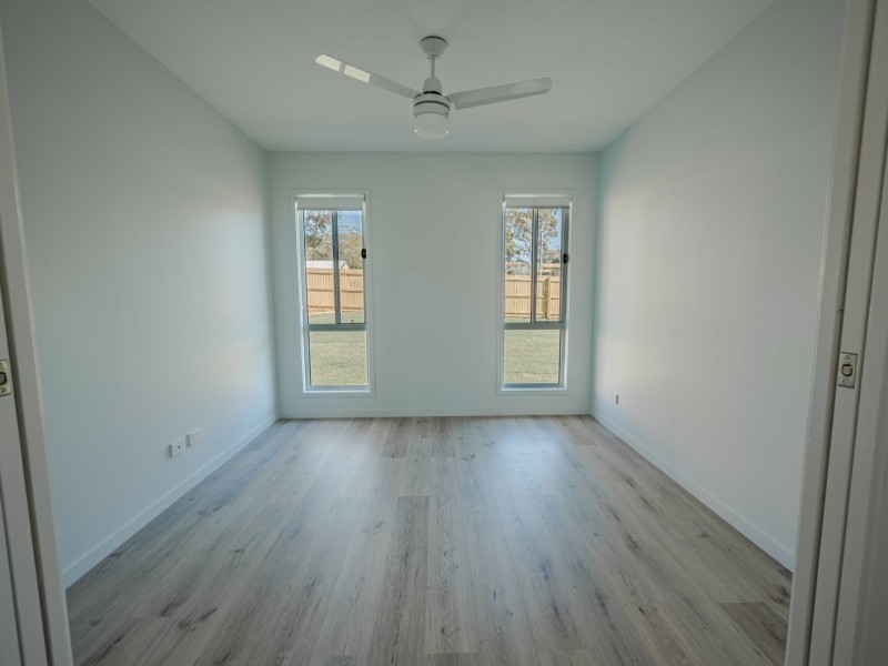 21 AKEBIA STREET, Russell Island QLD 4184