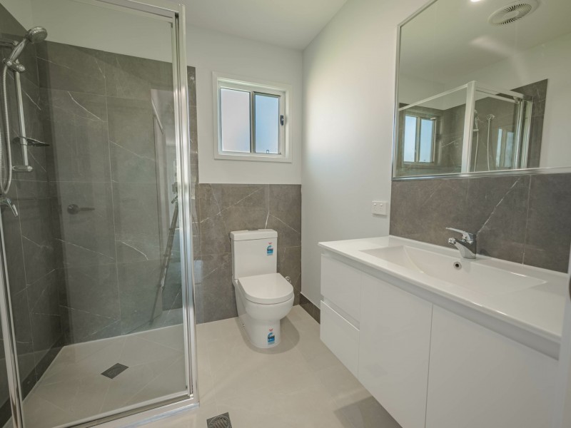 21 AKEBIA STREET, Russell Island QLD 4184