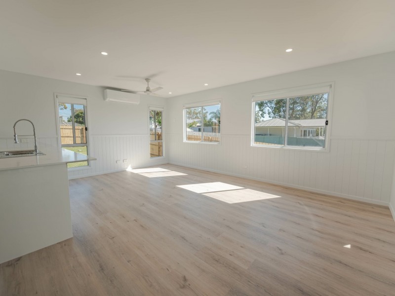 21 AKEBIA STREET, Russell Island QLD 4184