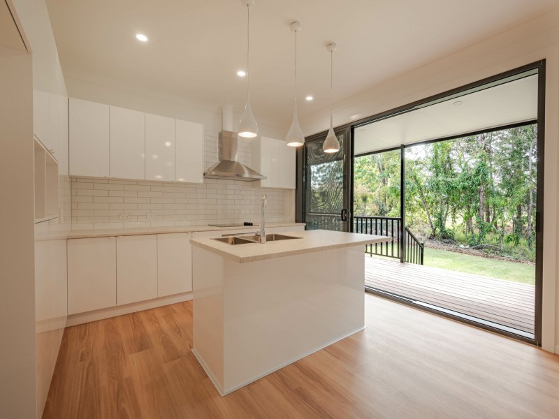 9 Aralia Street, Russell Island QLD 4184