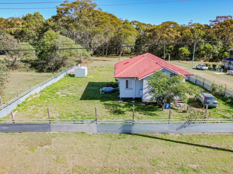 14 Bimbad Crescent, Russell Island QLD 4184