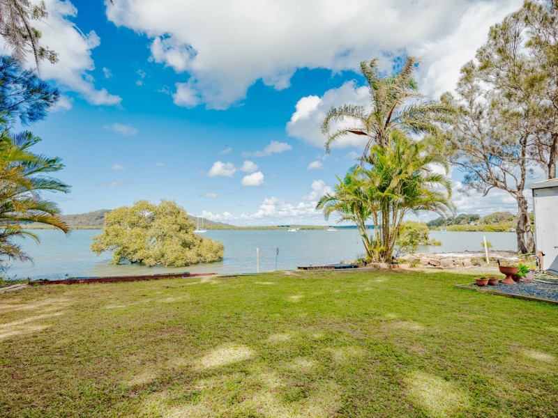 18 EMERSON, Russell Island QLD 4184