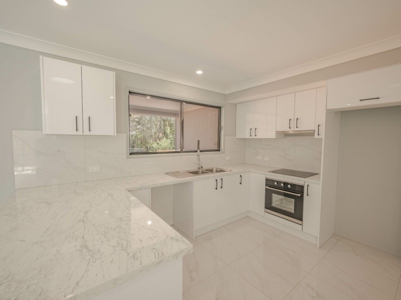 35 Channel Street, Russell Island QLD 4184