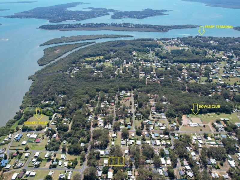 27-31 Rossi Ave, Russell Island QLD 4184