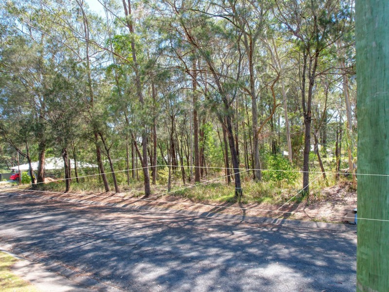 27-31 Rossi Ave, Russell Island QLD 4184