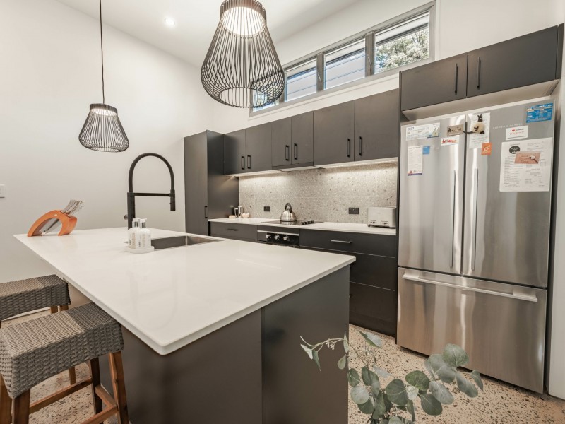 38 Guthrie St, Russell Island QLD 4184