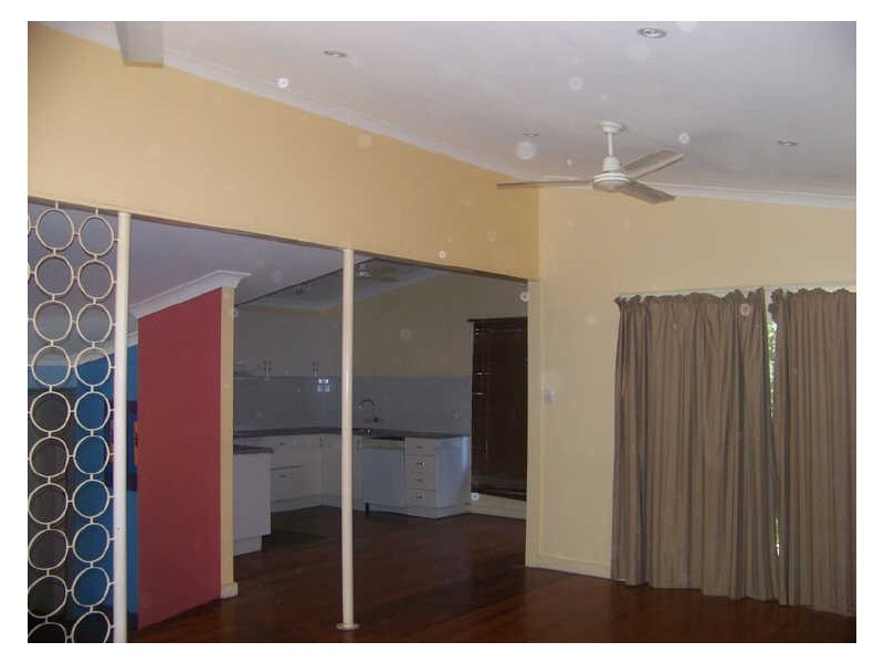 4 Pearl Street, Russell Island QLD 4184