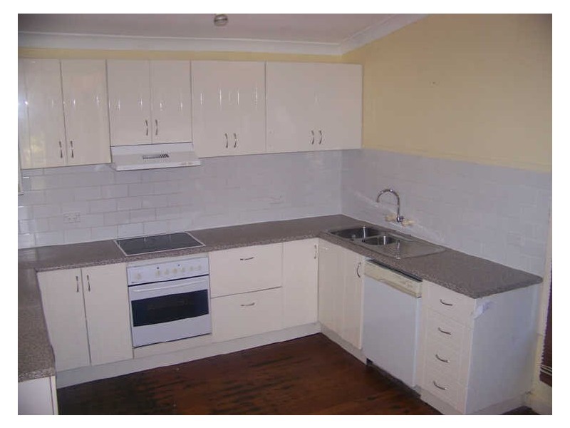 4 Pearl Street, Russell Island QLD 4184