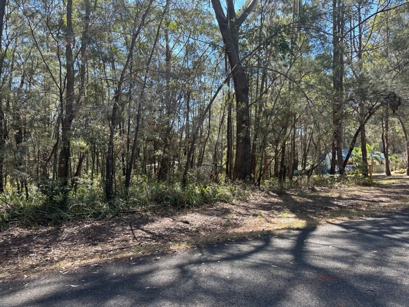 3 Leilani Ave, Russell Island QLD 4184