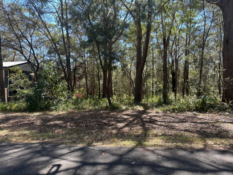 5 Leilani Ave, Russell Island QLD 4184