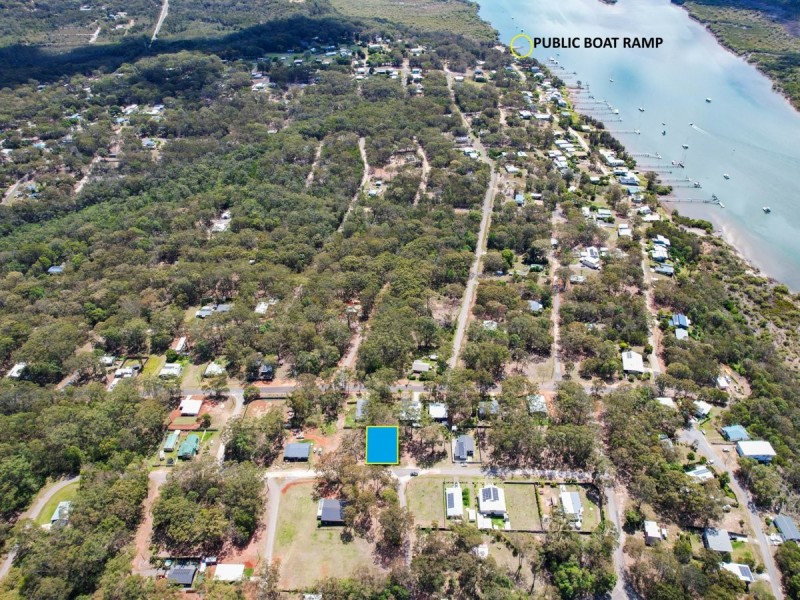 15 Oxley Ave, Russell Island QLD 4184