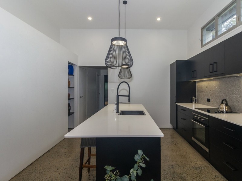 38 Guthrie Street, Russell Island QLD 4184