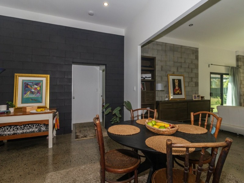 38 Guthrie Street, Russell Island QLD 4184