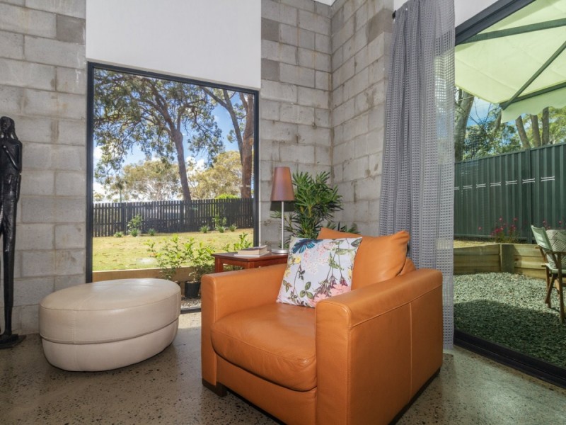 38 Guthrie Street, Russell Island QLD 4184