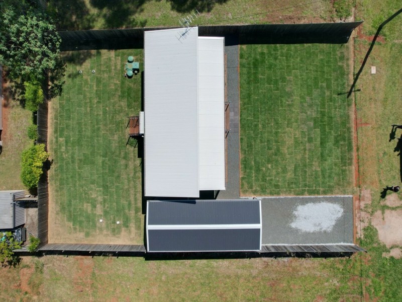 100 Laurel Street, Russell Island QLD 4184