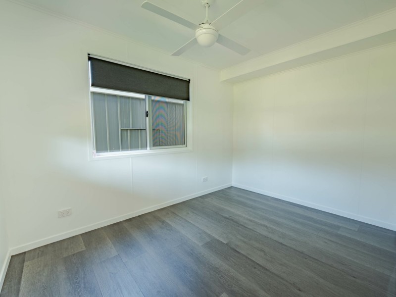 100 Laurel Street, Russell Island QLD 4184