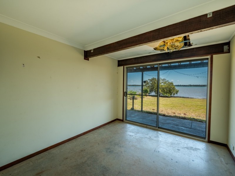 81 Canaipa Point Drive, Russell Island QLD 4184