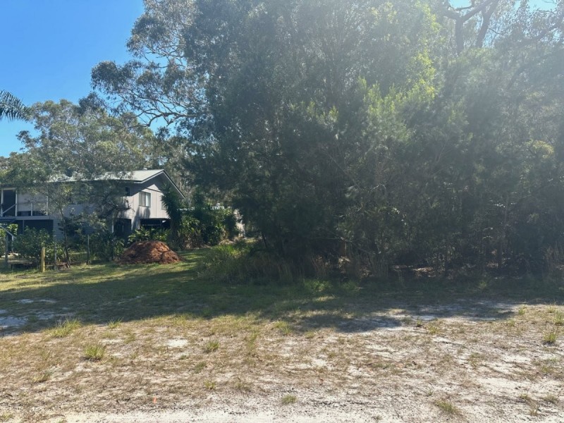 15 Magnolia Street, Russell Island QLD 4184