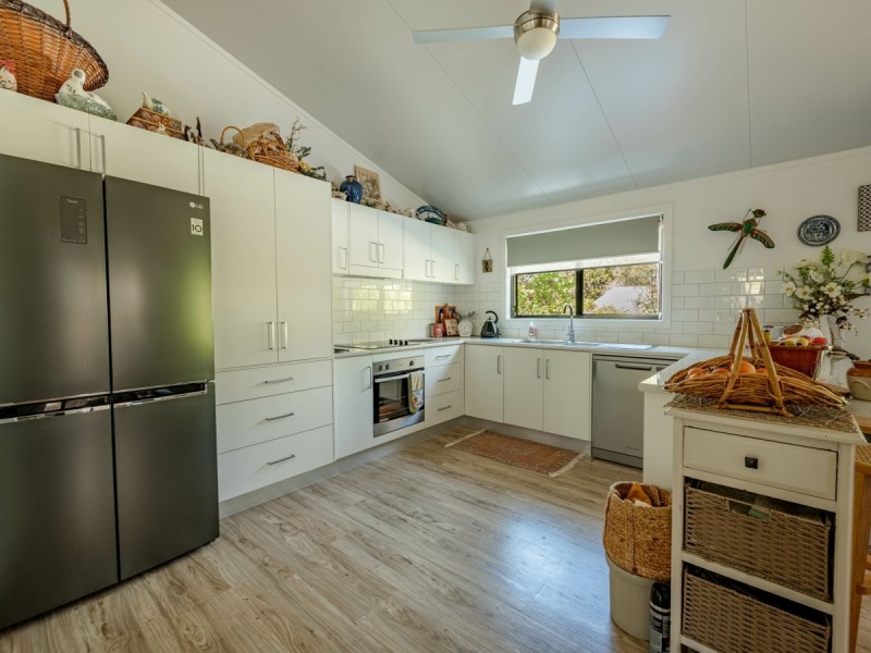 8 Sabot, Russell Island QLD 4184