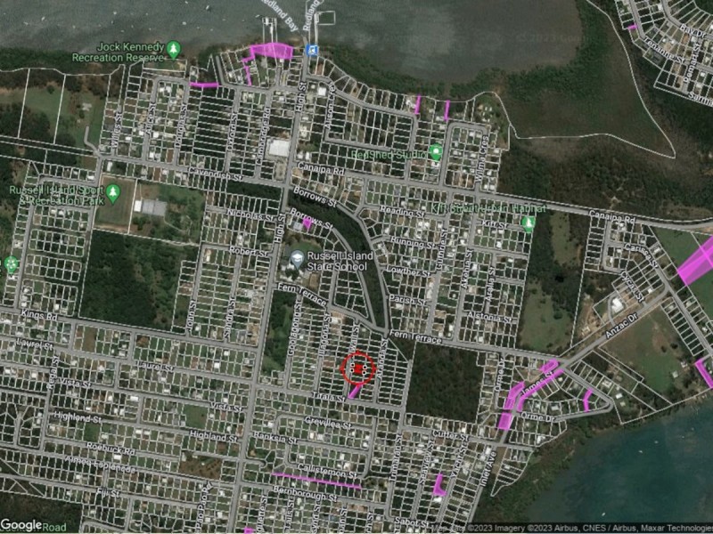 16 Jiwali St, Russell Island QLD 4184