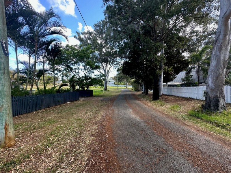6 TENNYSON COURT, Russell Island QLD 4184