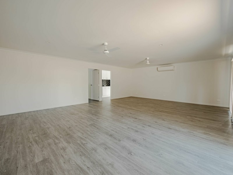 19 Robert Street, Russell Island QLD 4184