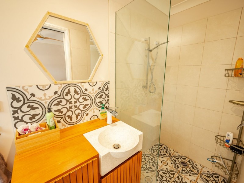 5 SAPPHIRE STREET, Russell Island QLD 4184