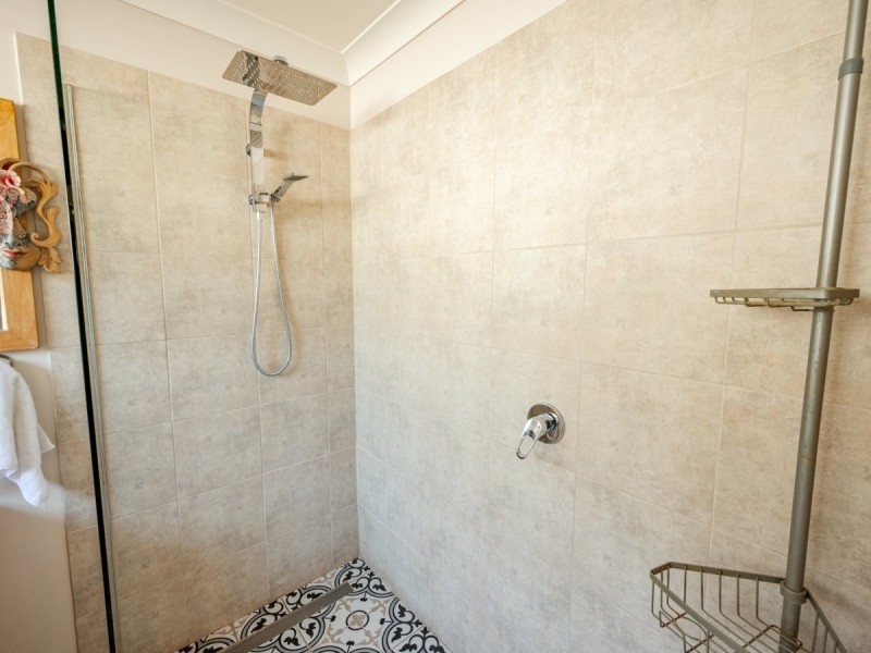 5 SAPPHIRE STREET, Russell Island QLD 4184