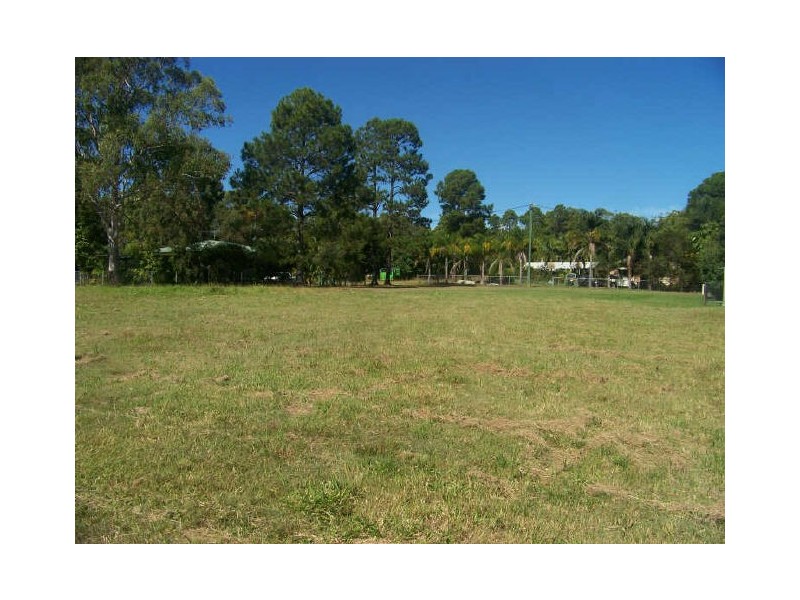 16 Reading Street, Russell Island QLD 4184