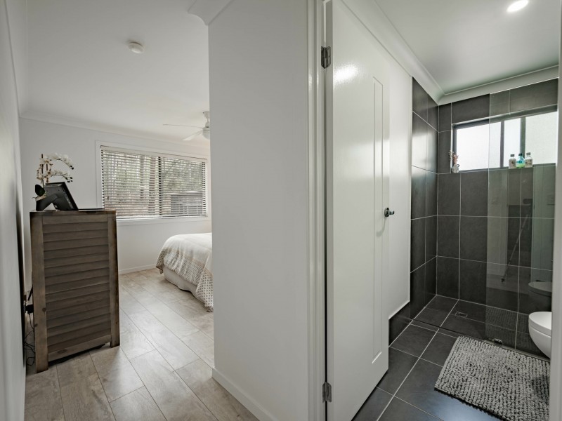 24-26 Diamond Street, Russell Island QLD 4184