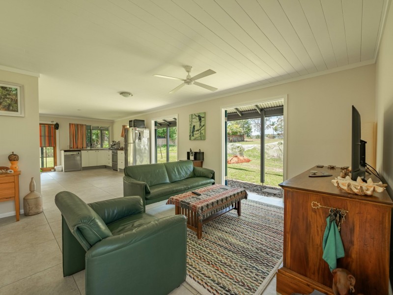 53 Cassandra, Russell Island QLD 4184