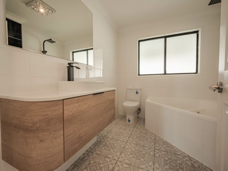 57 Dempsey Street, Russell Island QLD 4184