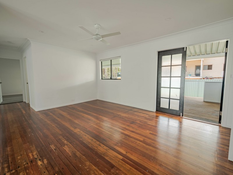 57 Dempsey Street, Russell Island QLD 4184