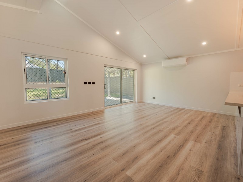 5 Angorra St, Russell Island QLD 4184