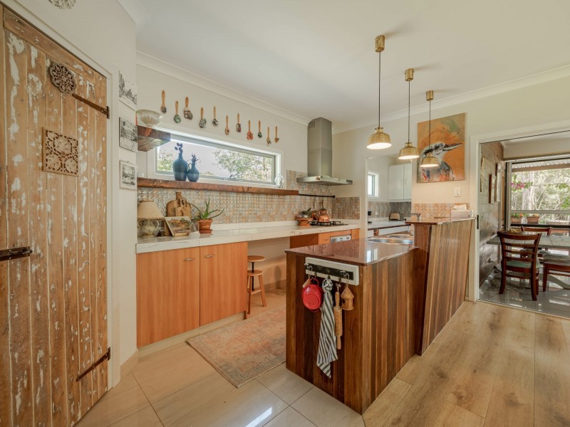 49 Kings Street, Russell Island QLD 4184