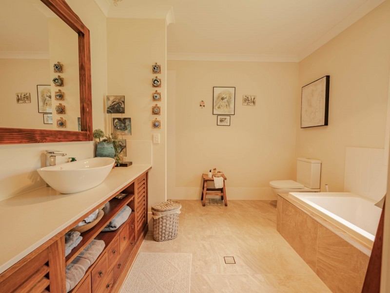 49 Kings Street, Russell Island QLD 4184