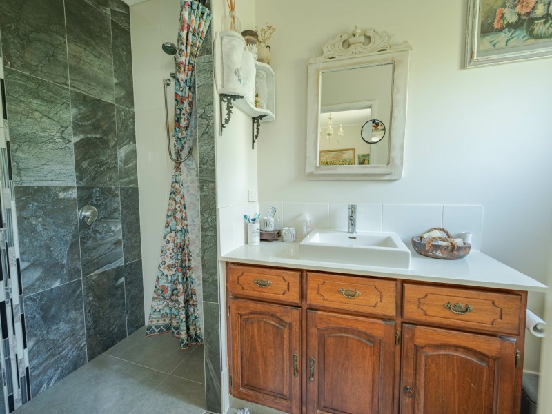 49 Kings Street, Russell Island QLD 4184