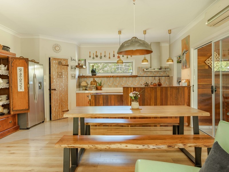 49 Kings Street, Russell Island QLD 4184