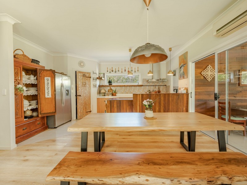 49 Kings Street, Russell Island QLD 4184