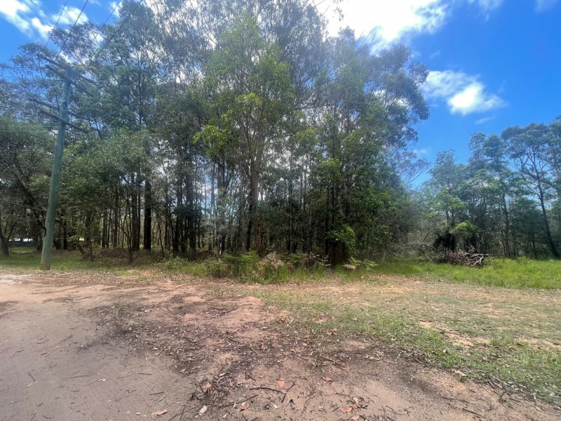 4 Deenya Parade, Russell Island QLD 4184