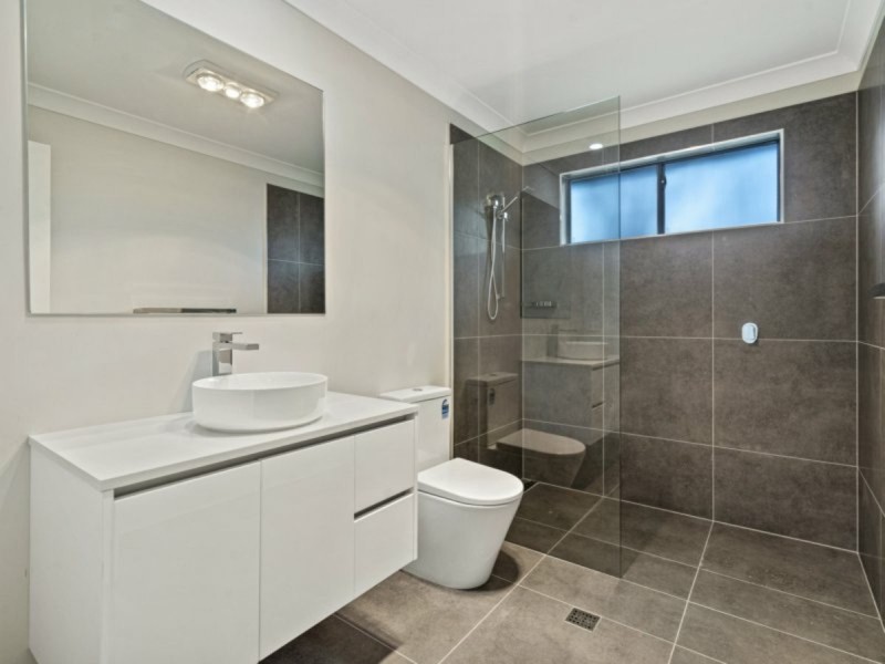 32 Rossi Avenue, Russell Island QLD 4184
