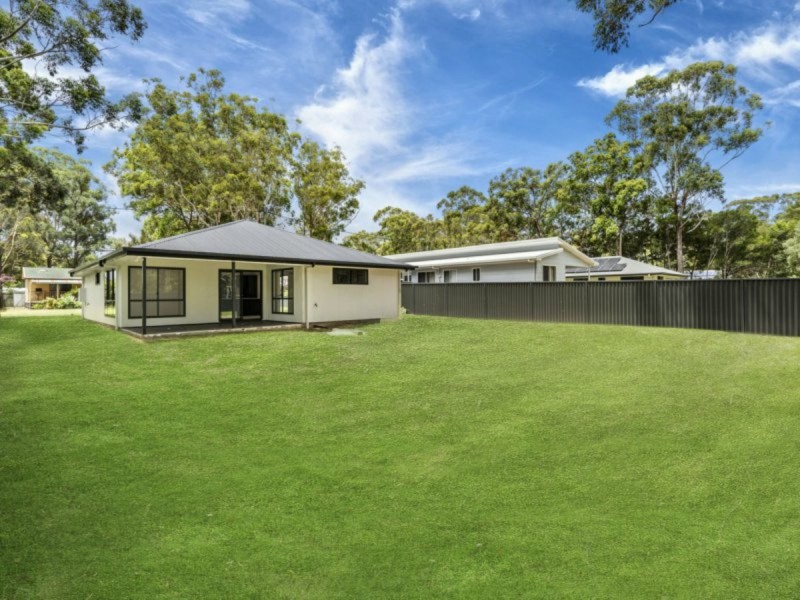 32 Rossi Avenue, Russell Island QLD 4184