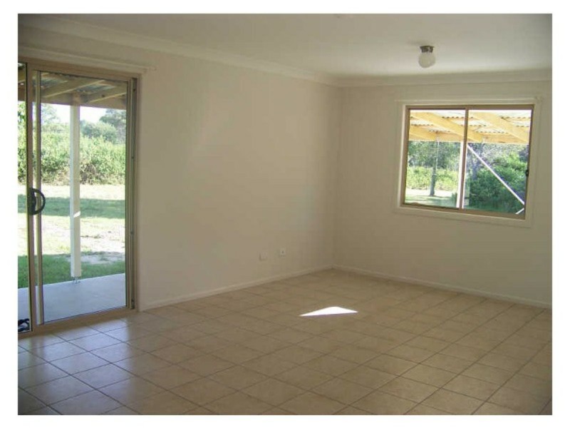 5 wakehill Road, Russell Island QLD 4184