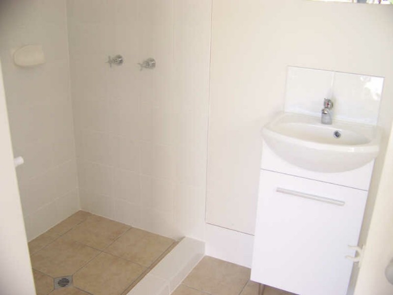 5 wakehill Road, Russell Island QLD 4184