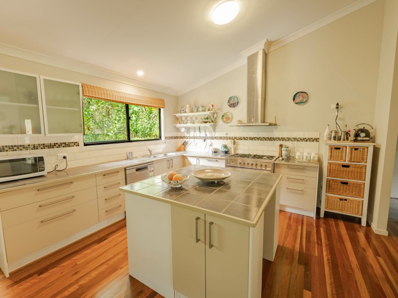 36 Darwallah Street, Russell Island QLD 4184