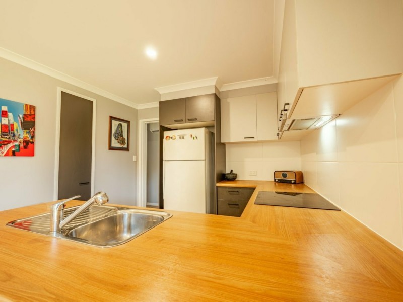 11 TODMAN STREET, Russell Island QLD 4184