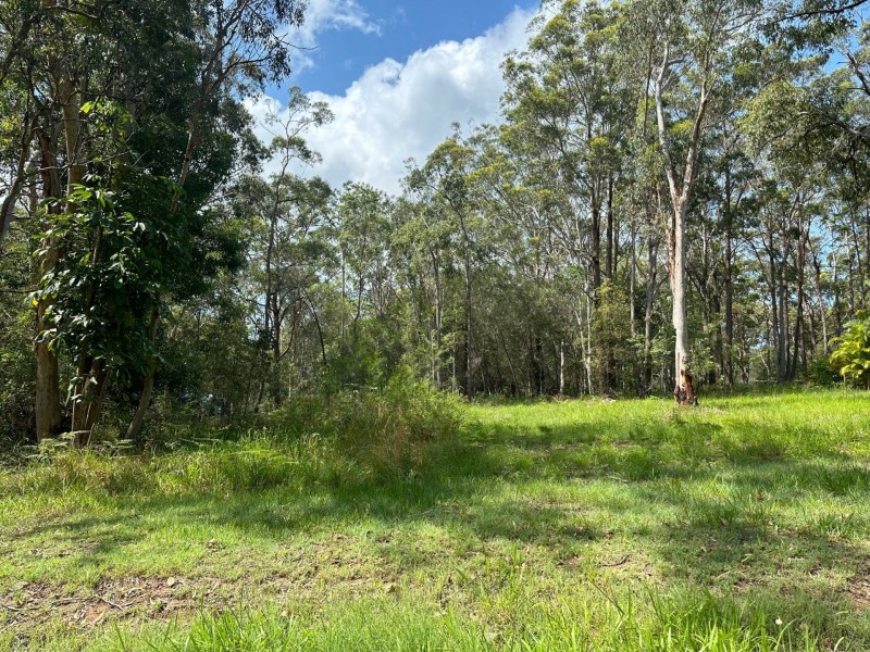 25 Basket Beach Road, Russell Island QLD 4184