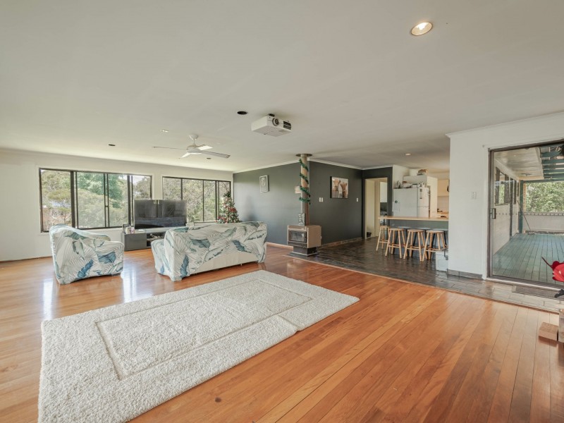68 Crescent Drive, Russell Island QLD 4184